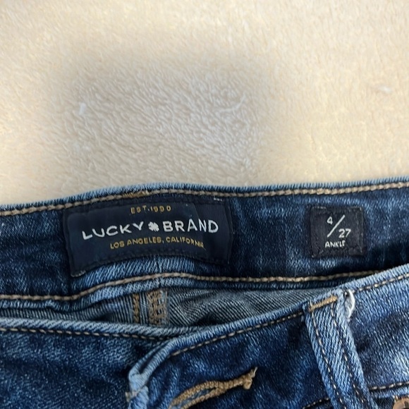 Lucky brand women’s size 4 length 27 skinny jeans/hipsters - Picture 2 of 3
